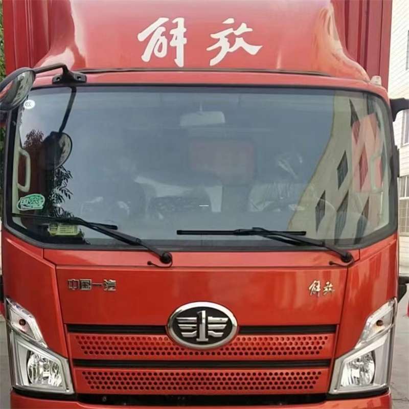 锡山区塔什库尔干县：物流专线的高效货运之旅