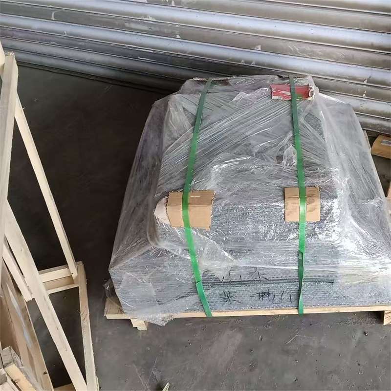锡山区岗巴县进仓物流：专线直达的多元货运探索